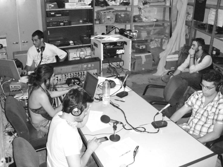 149772_234225470022060_1350046076_n