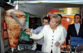 22058256_kebab-forse-non-tutti-sanno-che-0